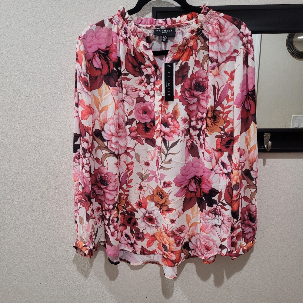 Premise Woman Floral Long Sleeve Blouse Size 1X  NWT